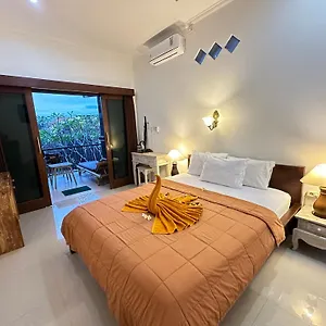 Ayye Séjour chez l'habitant